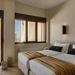 فيلة Luxury Karmaniolos Kefalonia *